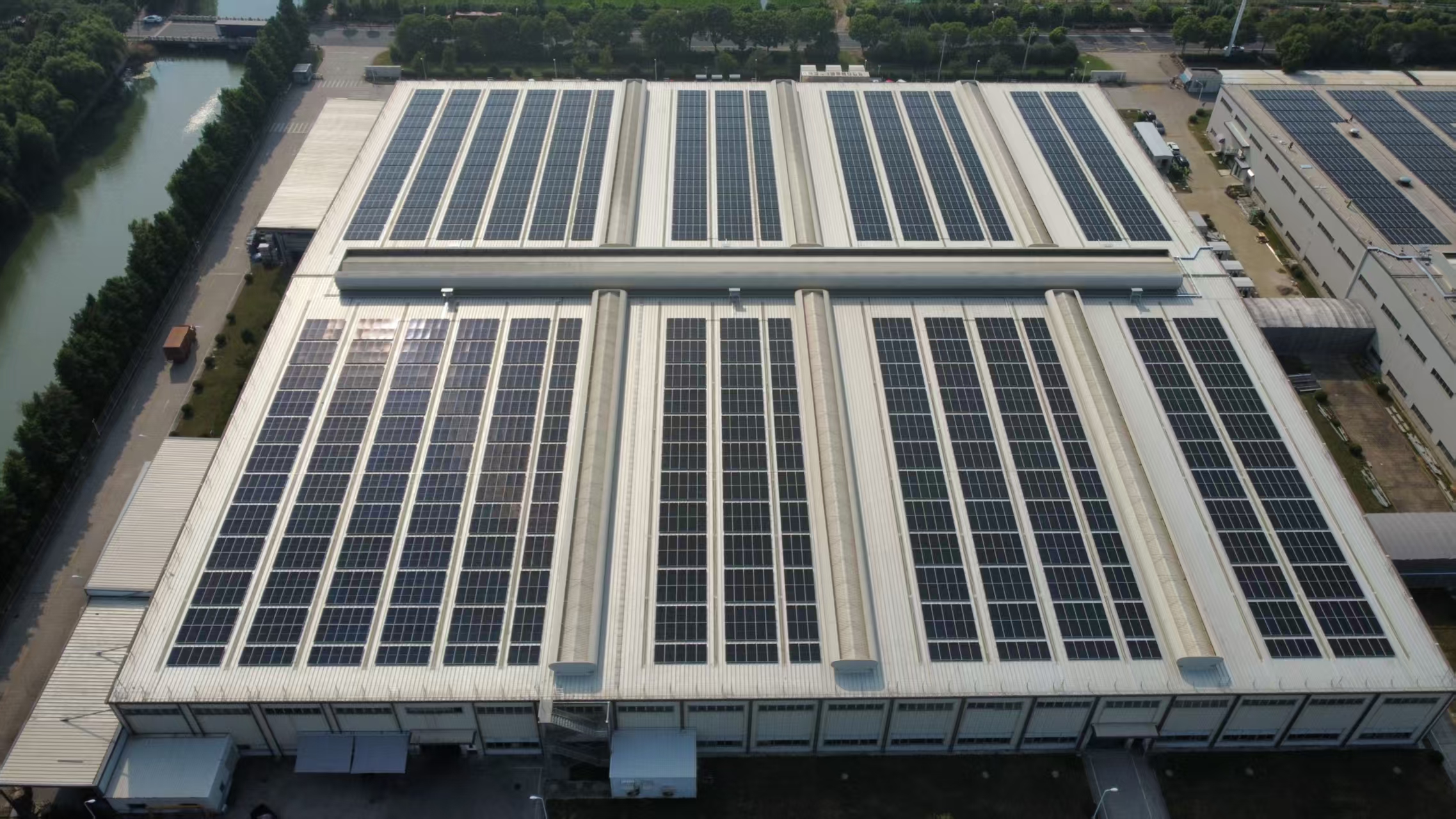 米兰milan科技近50MW工商业分布式项目集中完工，赋能多元产业场景